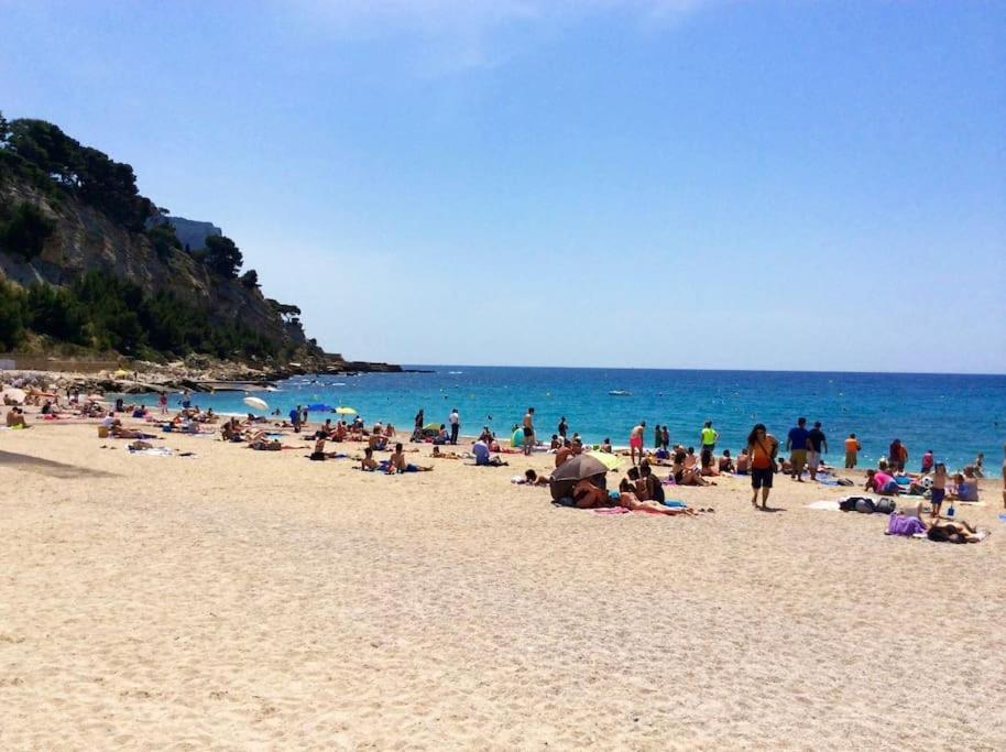 Appartement Tout Confort A 2 Pas Du Centre Ville Aubagne Buitenkant foto