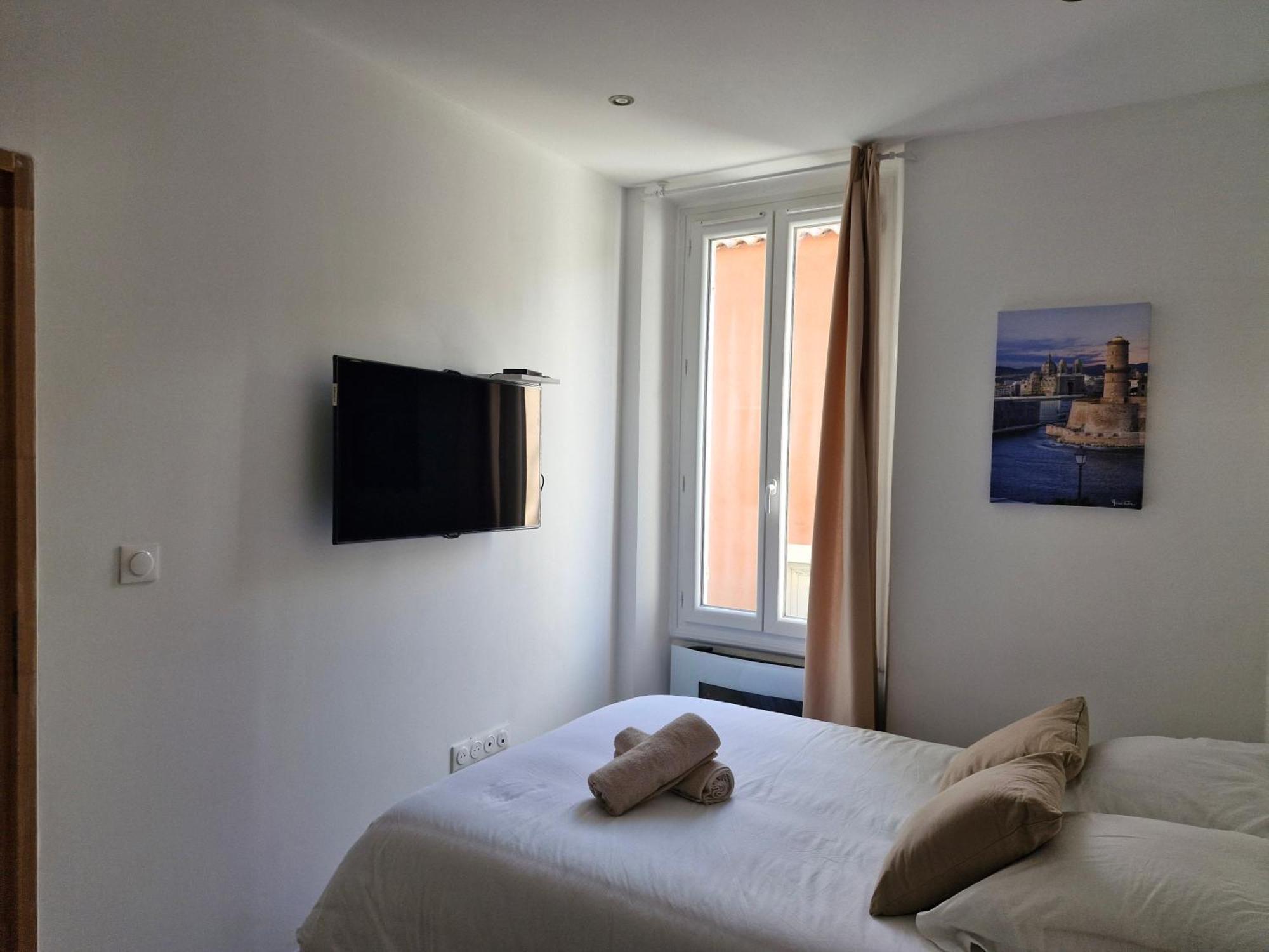 Appartement Tout Confort A 2 Pas Du Centre Ville Aubagne Buitenkant foto