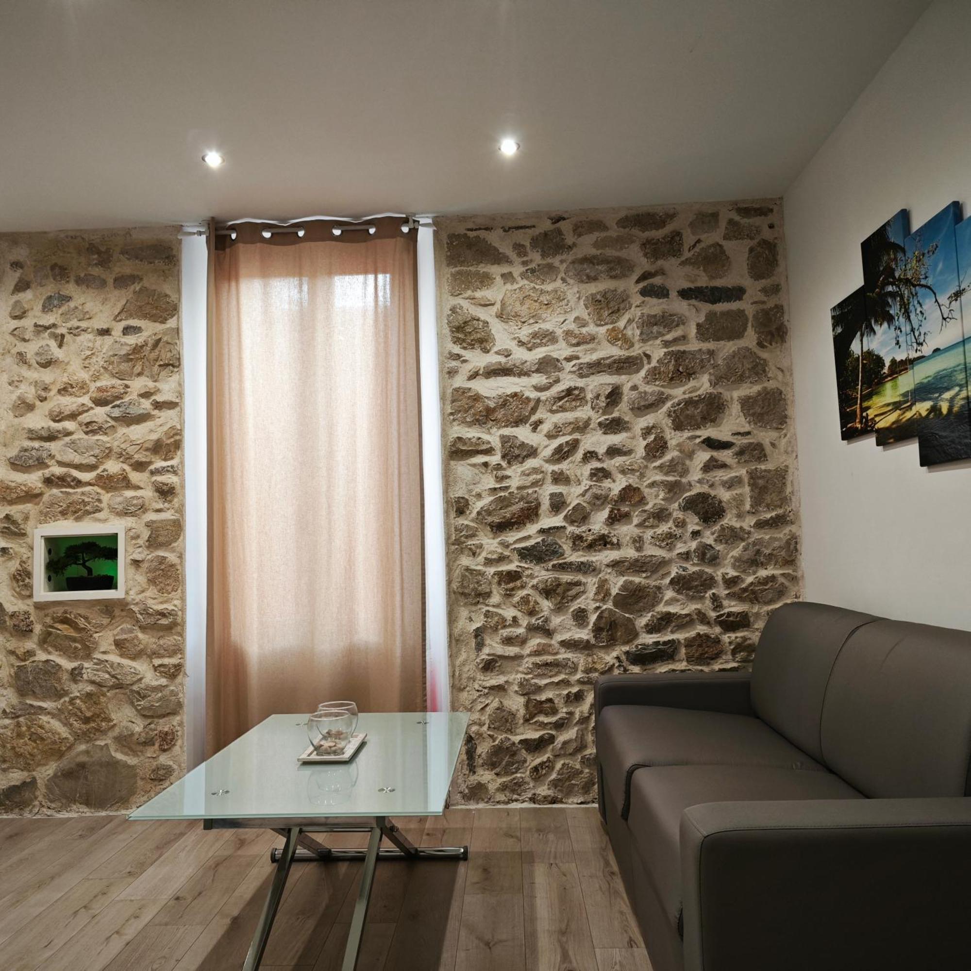 Appartement Tout Confort A 2 Pas Du Centre Ville Aubagne Buitenkant foto